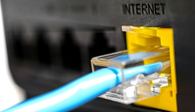 Confinement : les tests de débit montrent que les réseaux Internet ont globalement bien tenu