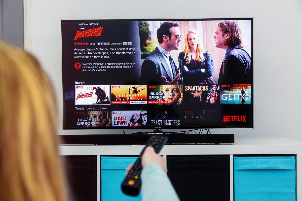 Coronavirus : Netflix et les autres services de streaming contraints de réduire leur débit