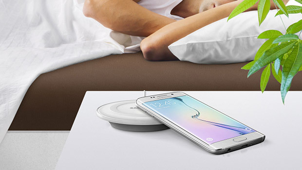 MWC 2015 Samsung : chargement rapide et sans-contact